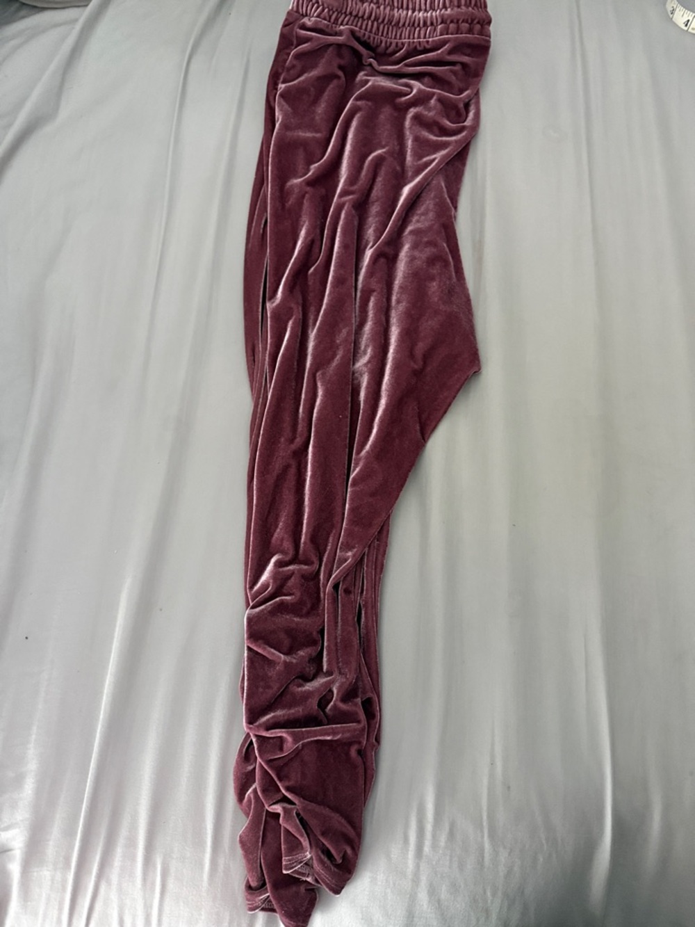 Fashion Nova Velvet Hooded Lounge Set - Dusty Rose - Picture 8 of 11